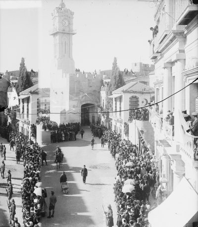 Warten auf den Einzug von Feldmarschall Allenby in Jerusalem, 1917 von Unbekannt Unbekannt